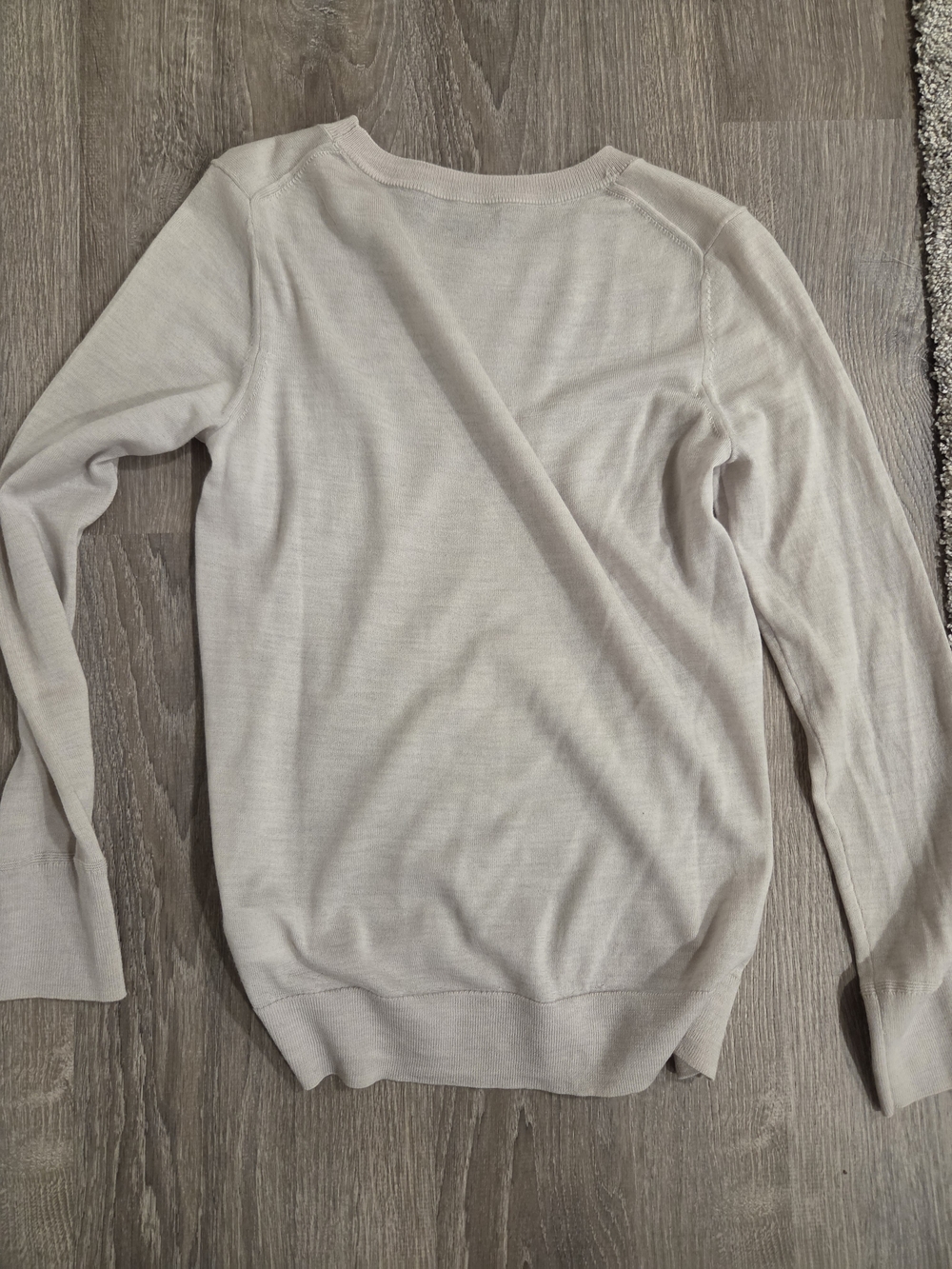 Banana Republic Light Cream Crewneck Sweater 100% Merino Wool